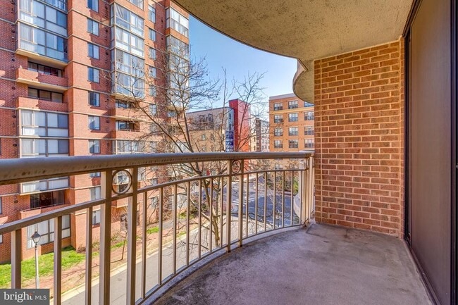Photo - 1200 Braddock Pl Unit 408