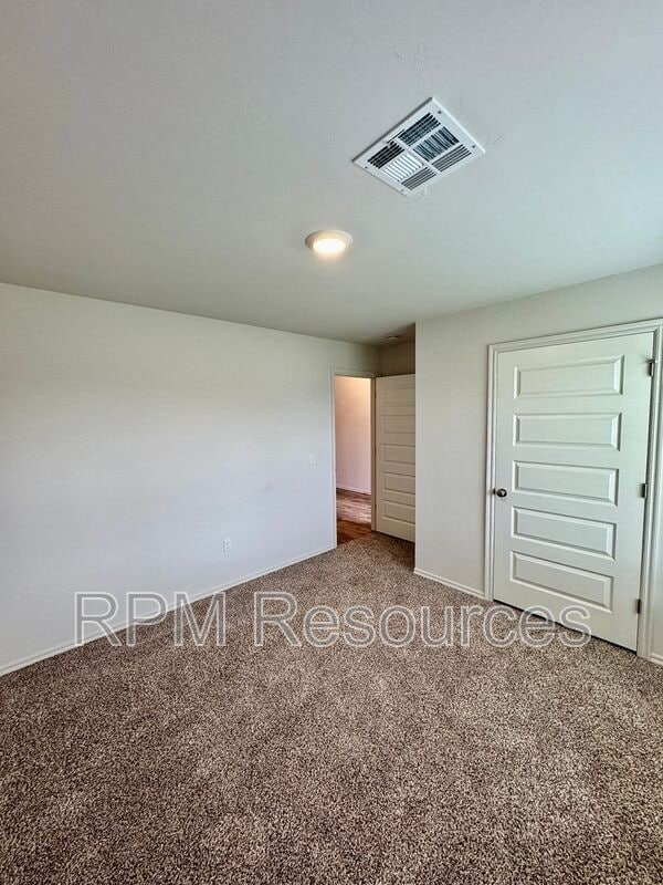 1936 Eli Ave
