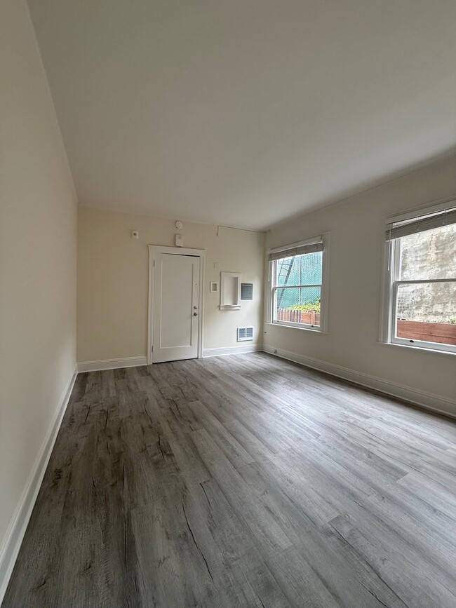 Photo - 4738 Balboa St Unit 310