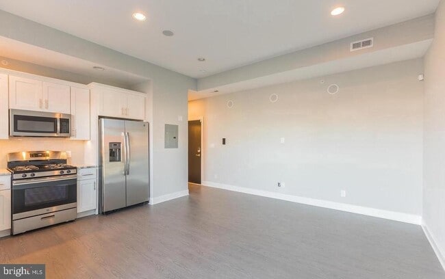 Photo - 1845 N 6th St