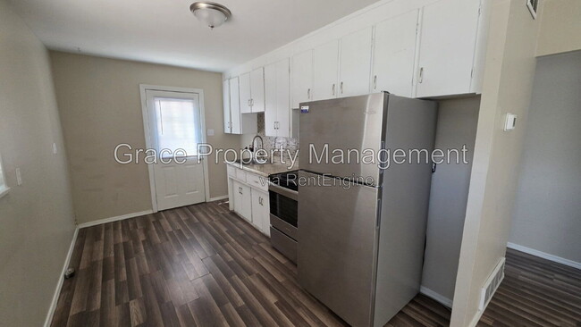 Photo - 7691 Leyden Ln