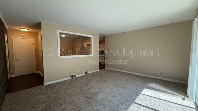 Photo - 20 Simpson St Unit G