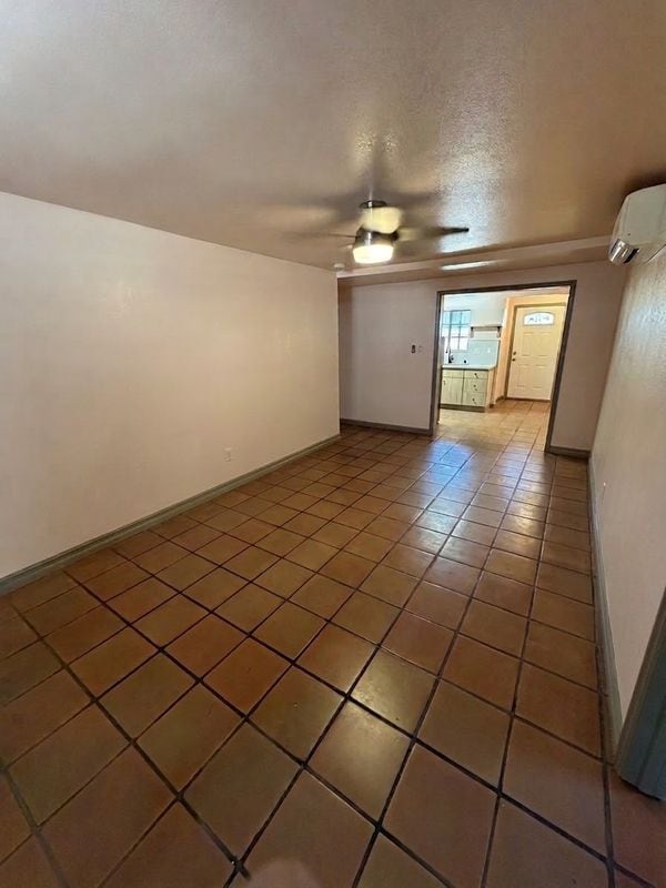 728 Glenoaks Blvd