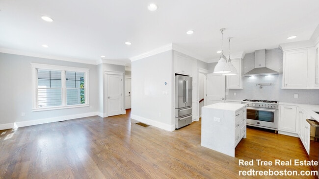 Photo - 101 Sumner Rd Unit 1