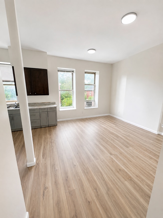 Photo - 4417 Strodtman Pl Unit 2F