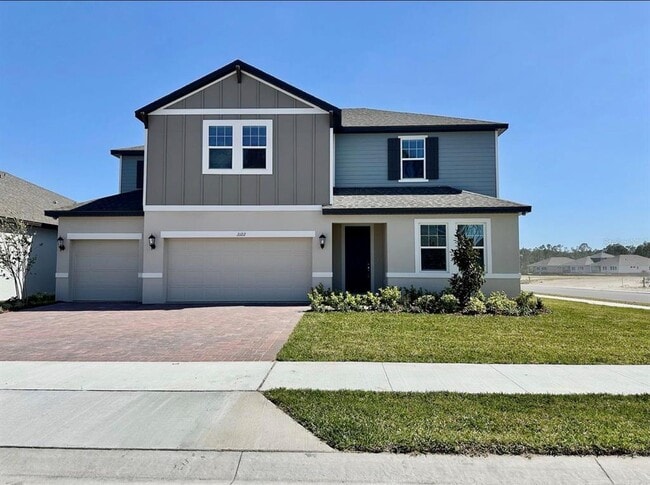 Building Photo - 2122 Divot Dr