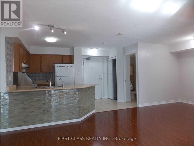 Photo - 920 Sheppard Ave W Unit 308
