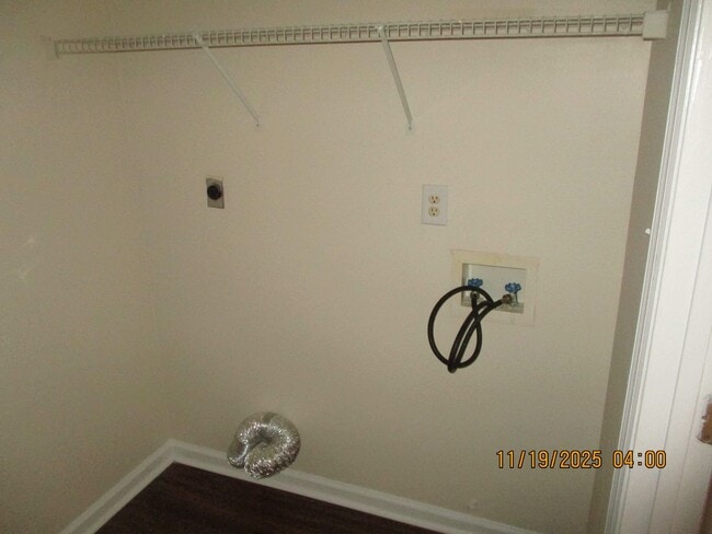 Photo - 2517 Cardinal St