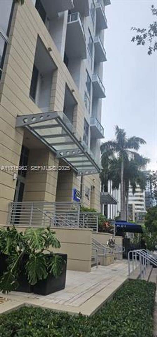 Photo - 1060 Brickell Ave Unit 1060 Brickell Ave  3417