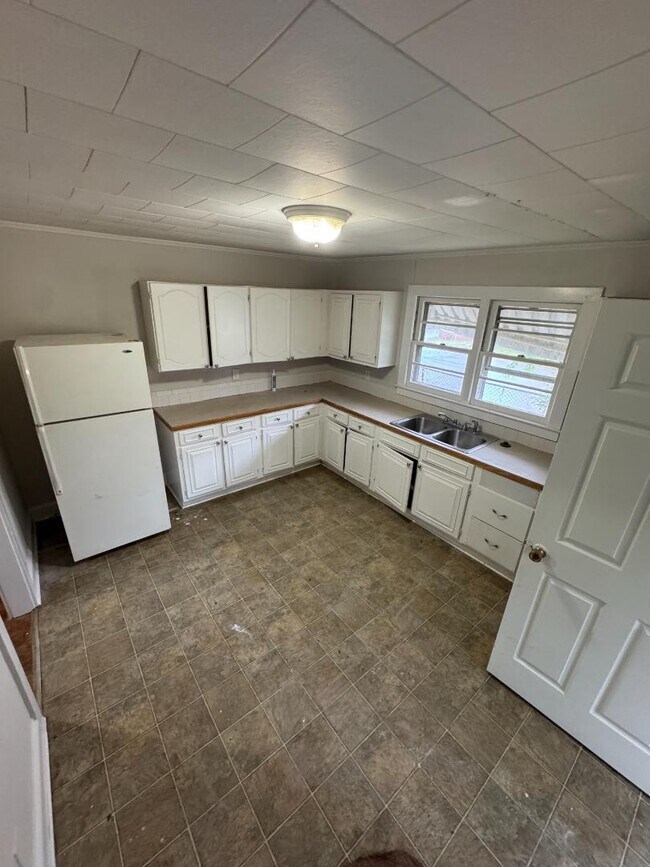 Photo - 801 N Morris St