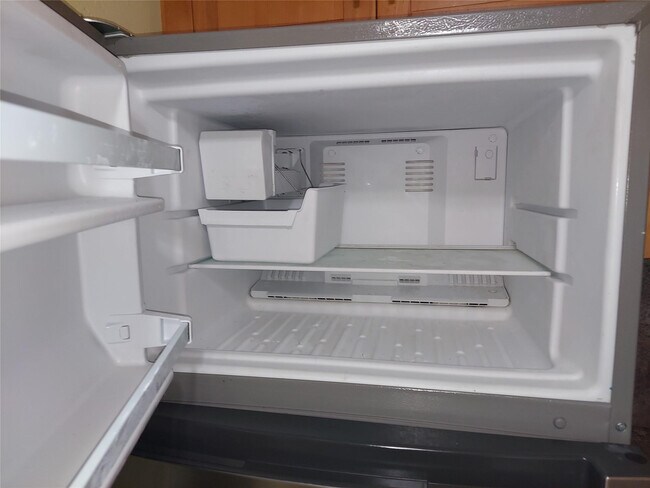 Photo - 505 SW 9th St Unit East