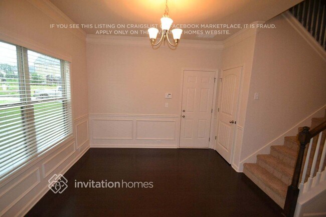 Photo - 3911 Lake Manor Way