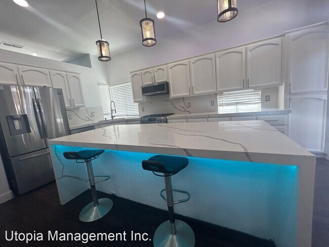 Photo - 3 br, 2 bath House - 8952 Laguna Star Drive