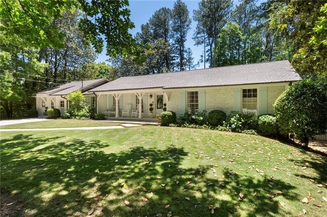 Photo - 4770 Chatworth Ct NE