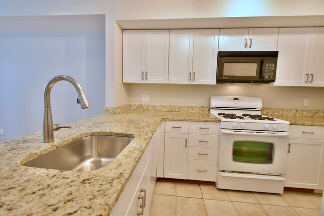 Photo - 39E Bellis Cir