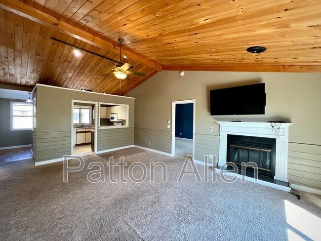 Photo - 494 Windswept Dr