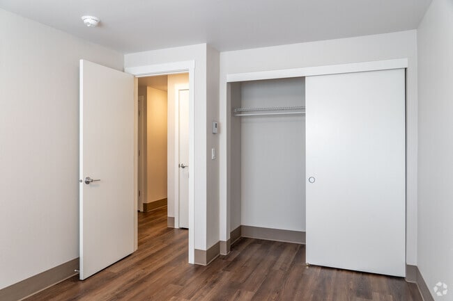 3BR, 1BA, - Bedroom 03