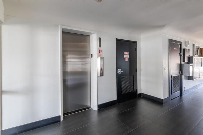 Photo - 2881 NE 32nd St Unidad 119