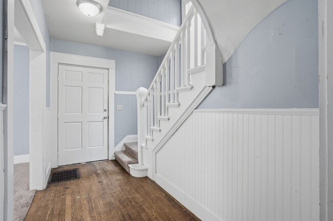 Photo - Spacious 4bed 2 bath home in Davenport