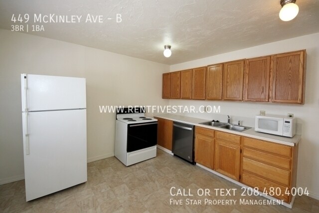 Photo - Spacious Ground Level Duplex In Central Lo... Unit B