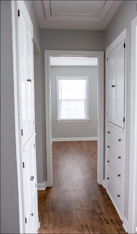 Hallway - 1423 W Margaret Ave