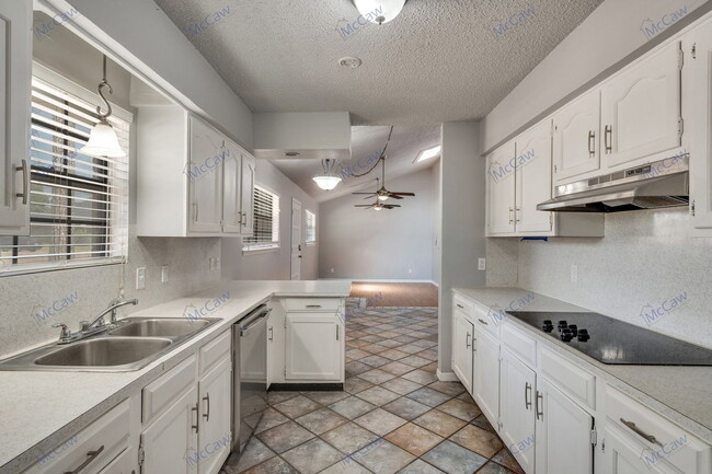 Photo - 5117 Bahama Dr