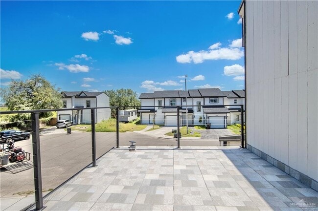 Photo - 23 Cassandra St Casa Adosada