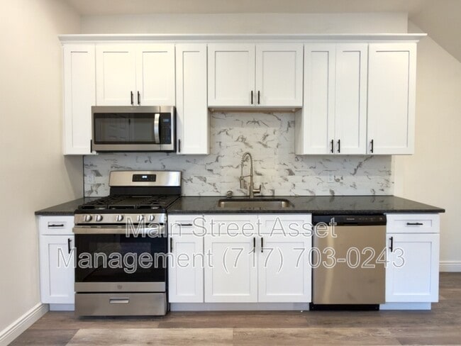 Photo - 15 S Ann St Unit 1