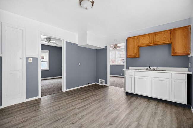 Photo - 12708 Craven Ave Unit 2