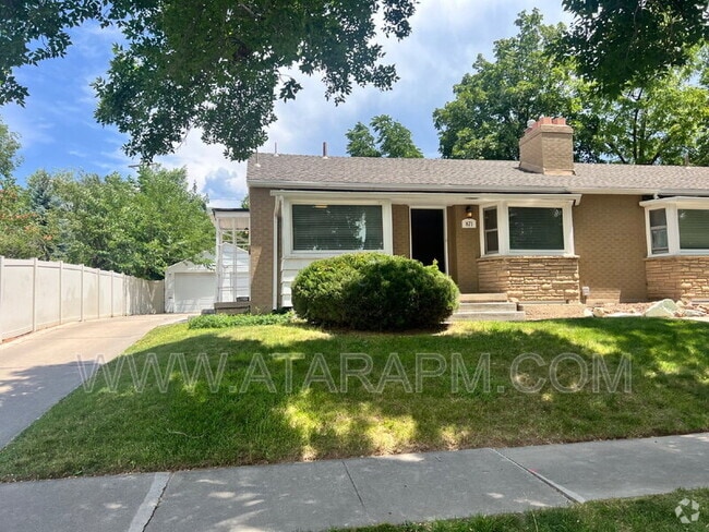 Building Photo - 871 Foothill Dr Rental