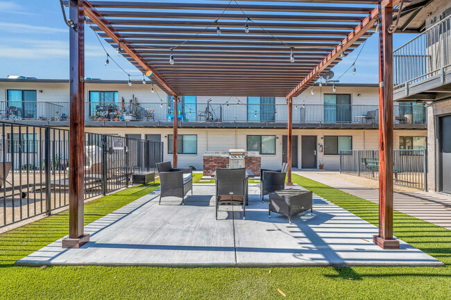 Photo - The Harlow Apartments