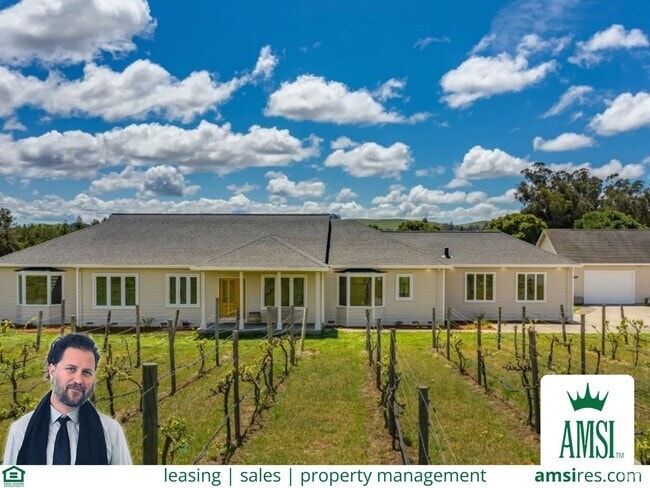 Building Photo - Wine Country Living! Spacious 4 bedroom 2.... Rental