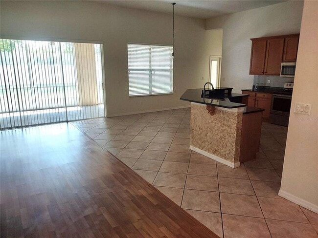 Photo - 1003 Lumsden Trace Cir