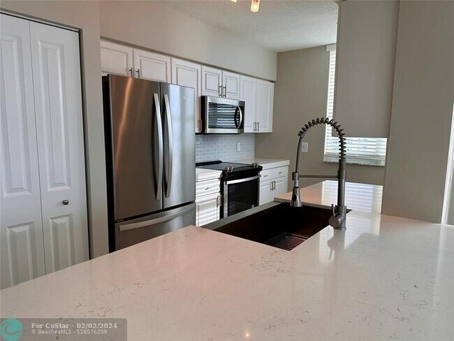 Photo - 1010 Seminole Dr