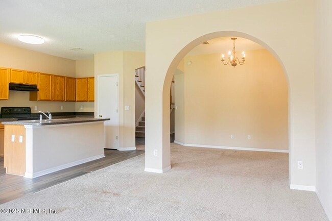 Photo - 275 Beech Brook St