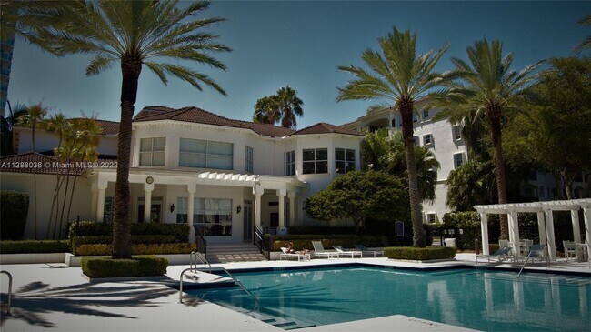 Photo - 3155 NE 184th St Unit 8106