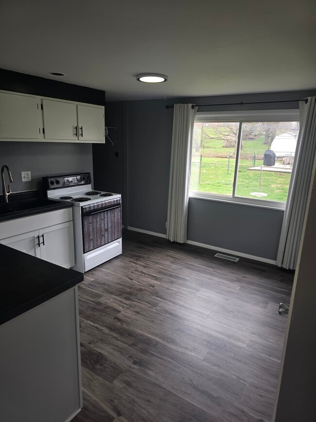 Photo - 1300 S Colony Dr