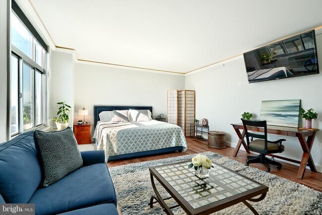 Photo - 28 Allegheny Ave Unidad 2205