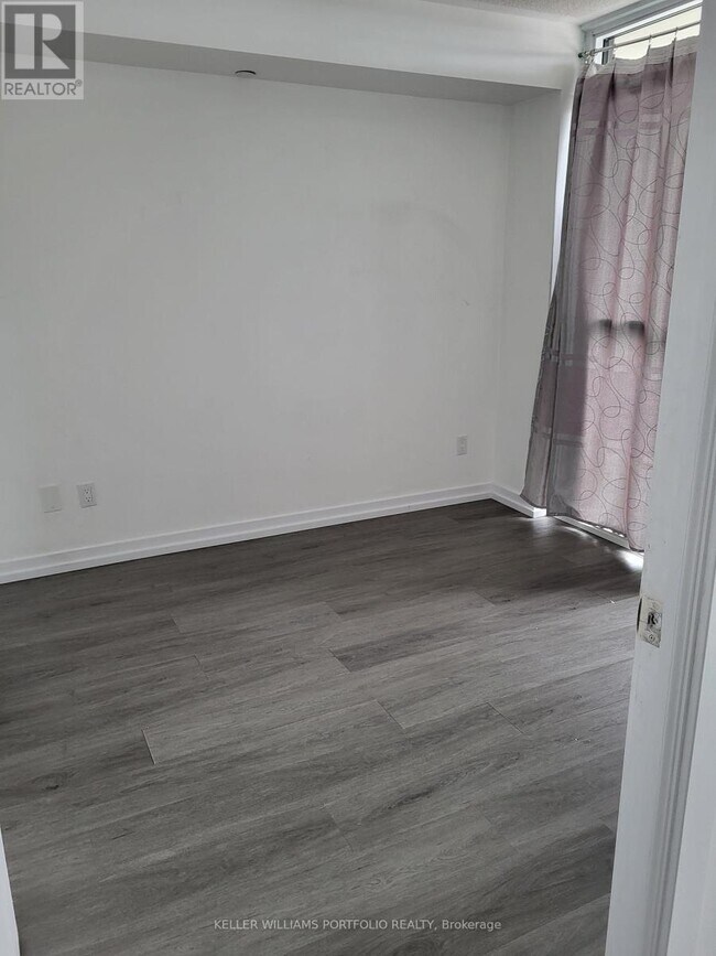 Photo - 8 Trent Ave Unit 1013