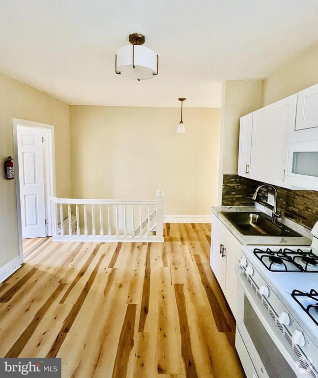 Building Photo - 3151 G St Rental