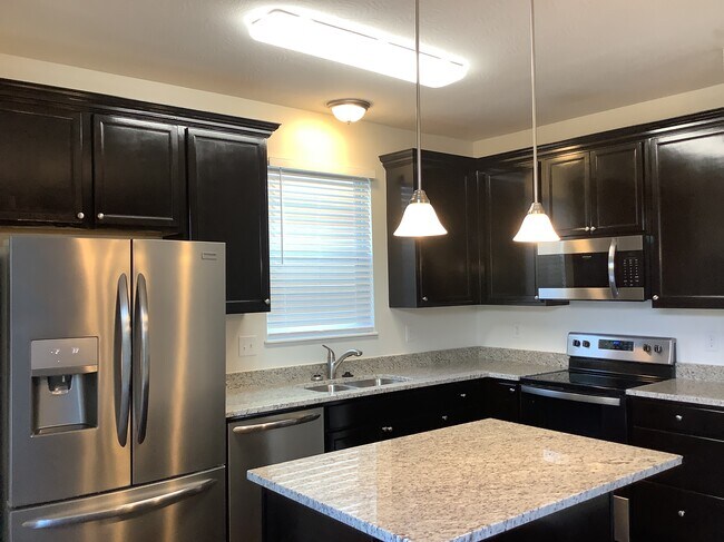 Photo - 167 Faulkner Dr