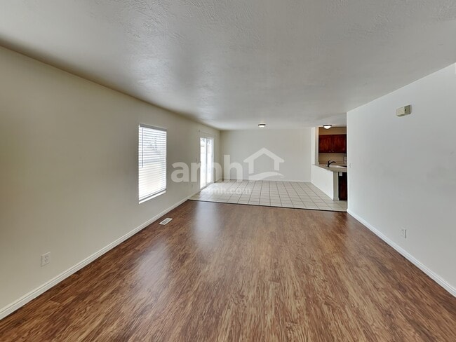 Photo - 1220 Lewis Peak Dr