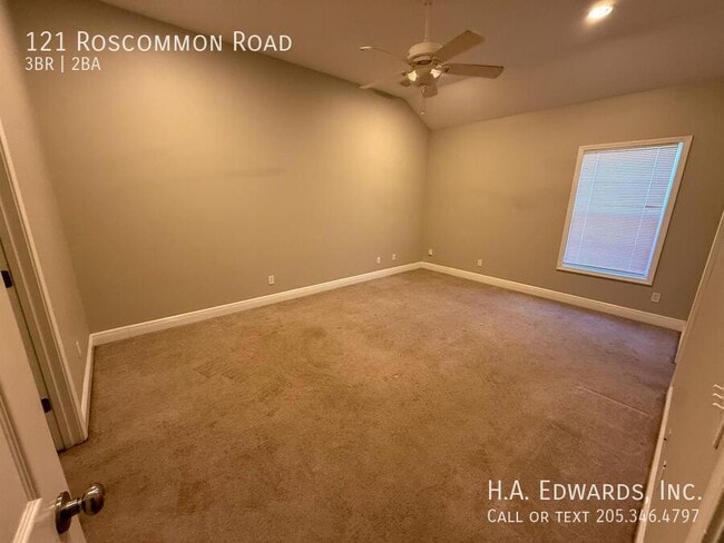 Photo - 121 Roscommon Rd