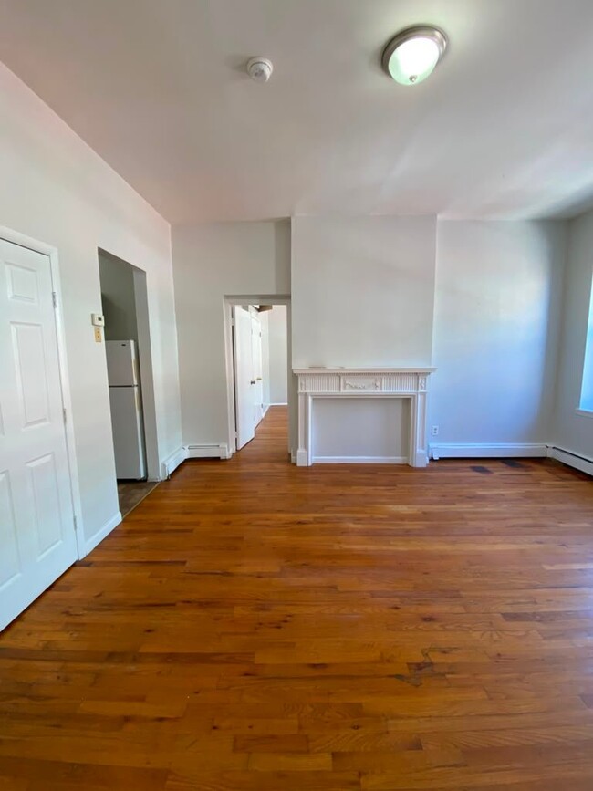 Photo - 20 N Broadway Unit 3D