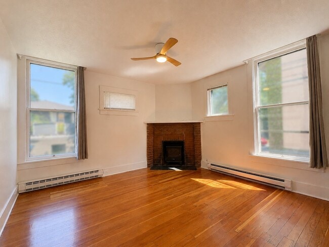 Photo - 2024 W Pacific Ave Unit 4