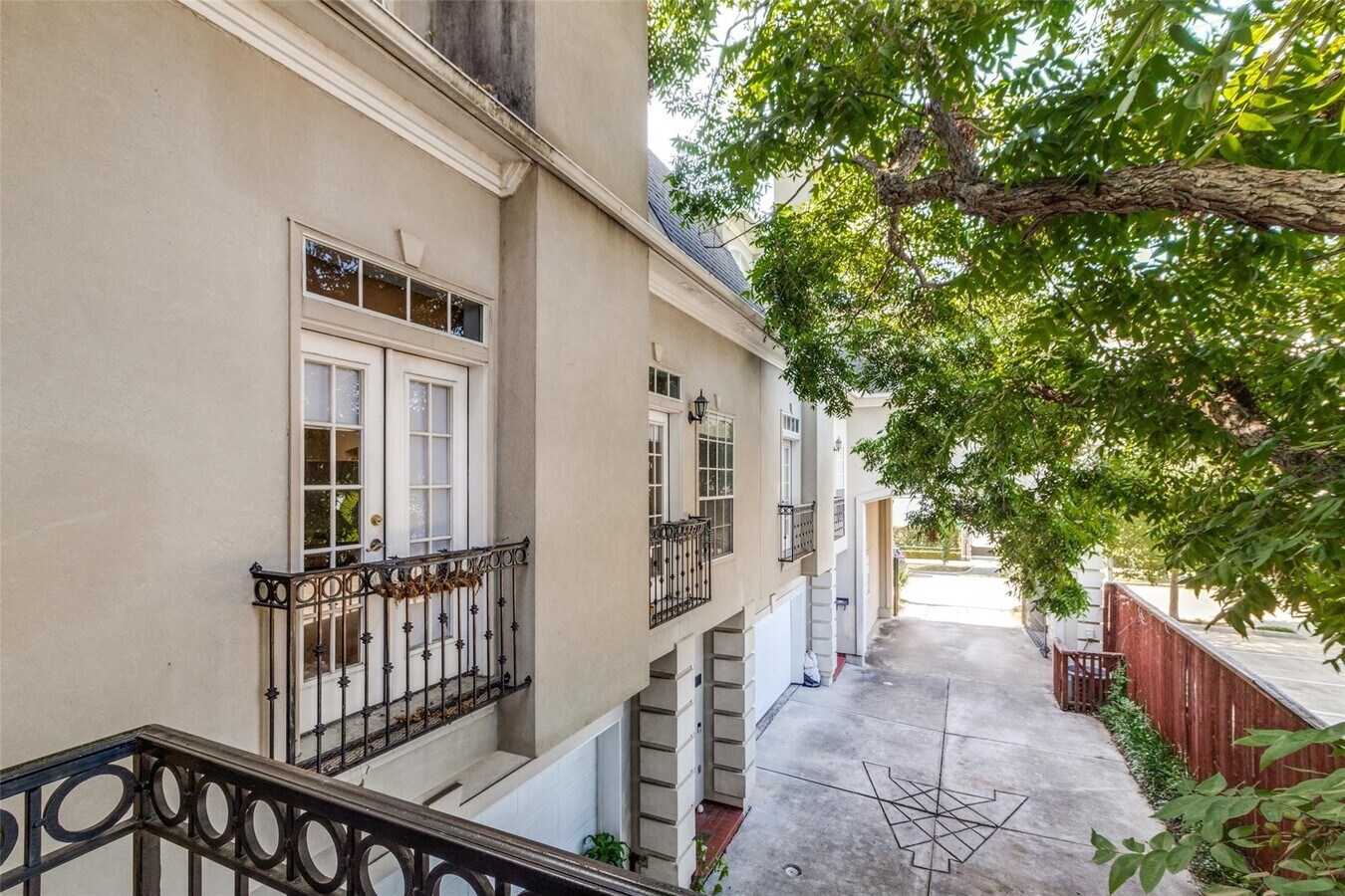 Photo - 1318 Peden St Unidad D