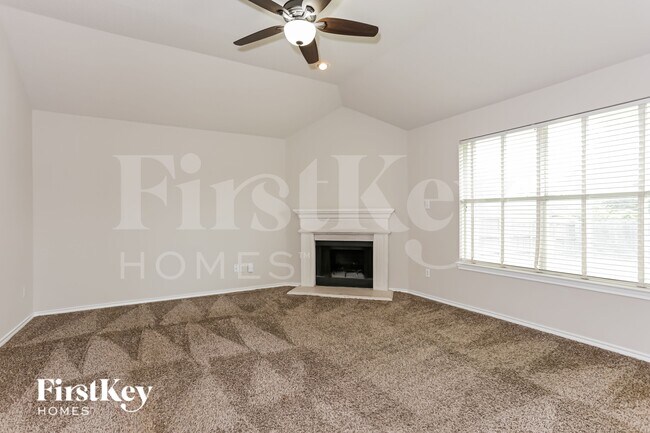 Photo - 312 Camp Creek Dr