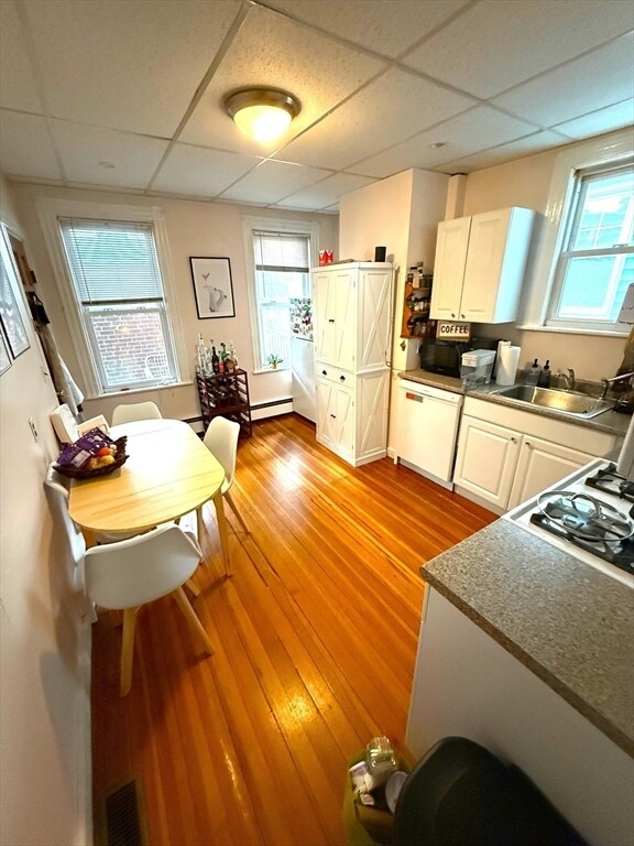 Photo - 667 E 8th St Unit 1