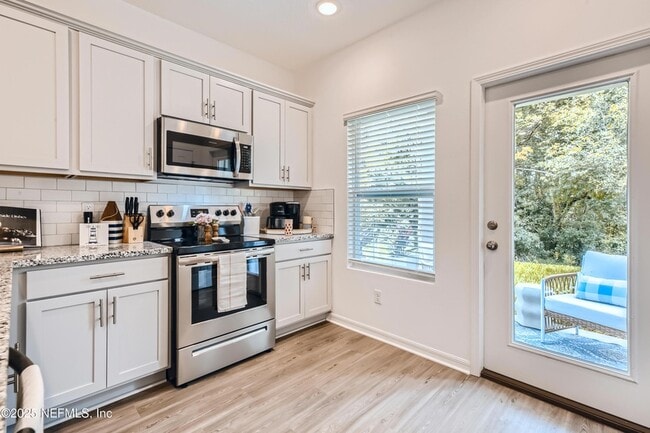 Photo - 84 Pamplona Dr