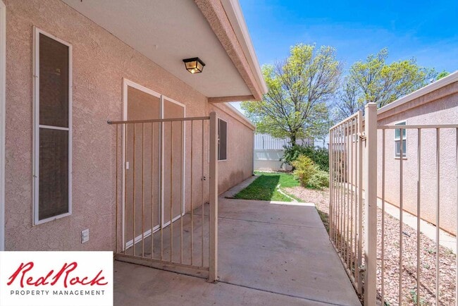 Photo - 3 Bed Home in Hurricane with a Fully Fence...